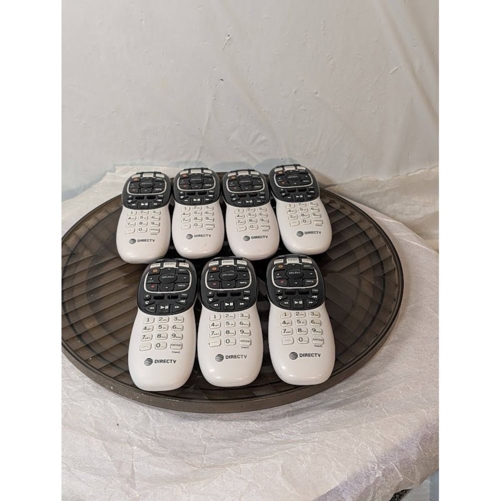 Lot‎ of 7 DirecTV RC73 Genie Remote Controls Universal Satellite Replacement